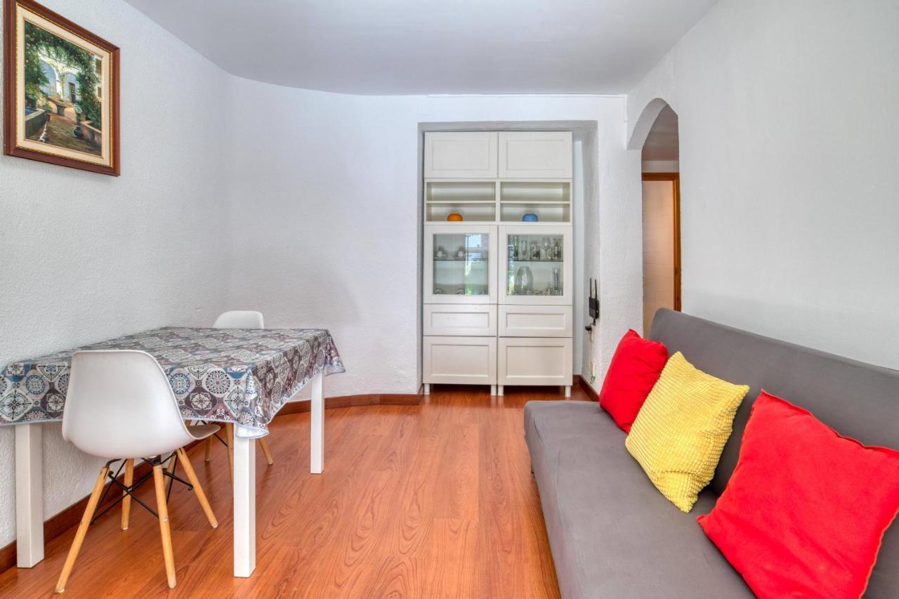 With Terrace Apartamento